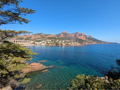 vue sur le viaduc d'Anthéor