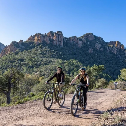 Excursion VTT accompagnée dans l'Estérel