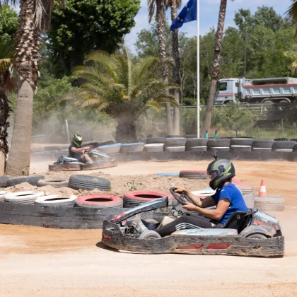 Karting sur piste Fréjus