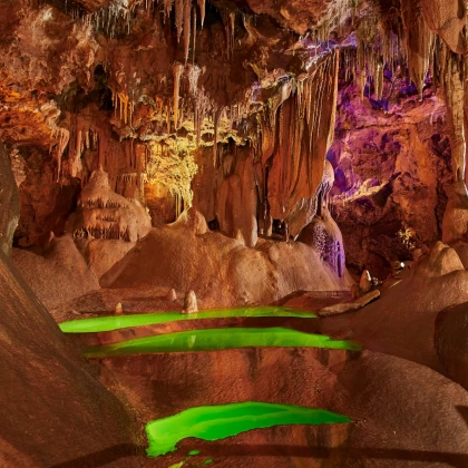 Vacances de printemps en famille visite de la grotte de la baume obscure