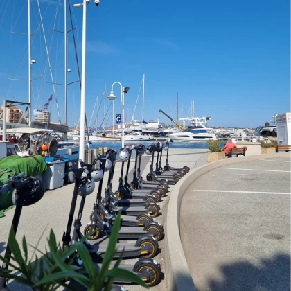 Visite de Fréjus en trottinette