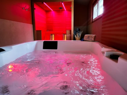 Accès SPA privatif 45min à Saint-Raphaël – Jacuzzi & sauna en centre-ville - app.name