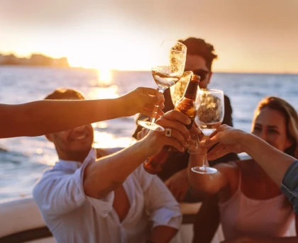 Private sunset cruise with aperitif - Île d'Or & Lion de Mer - Expérience Côte d'Azur
