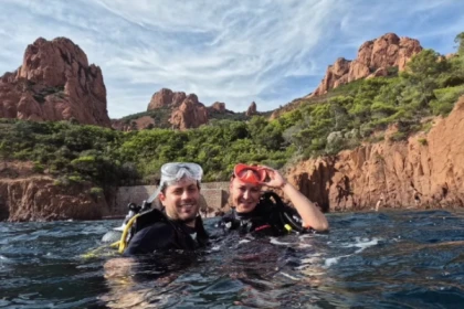 Duo Diving Baptism at Calanque Saint Barthélemy - Expérience Côte d'Azur