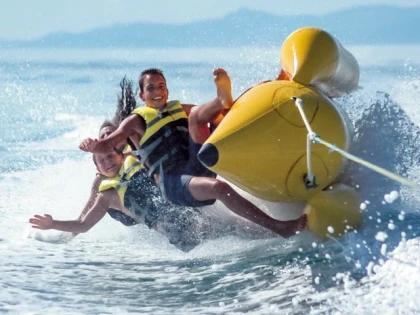 BOUEES TRACTEES : banane, Flyfish, canapé, disque - app.name