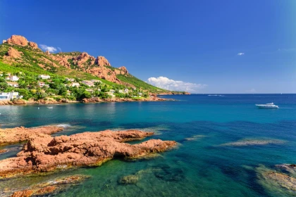 Simone - Calanques Esterel - Expérience Côte d'Azur