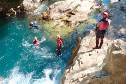 Canyoning Level 2 - Gorges du Loup - Expérience Côte d'Azur