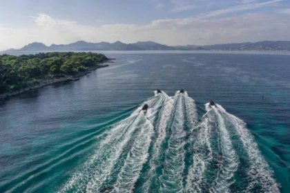 Nautical Treasure Hunt in Rigid Inflatable Boat - Expérience Côte d'Azur