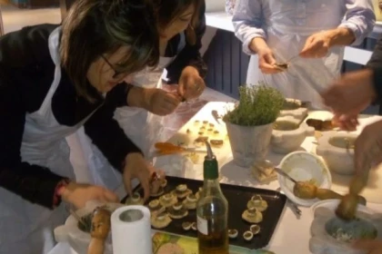 Cooking challenge: prepare a Provencal aperitif - Expérience Côte d'Azur