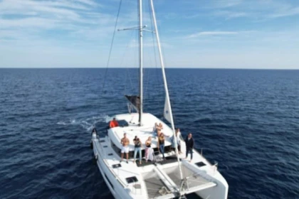 COUCHER DE SOLEIL CATAMARAN PRIVATISE 12 Pers - app.name