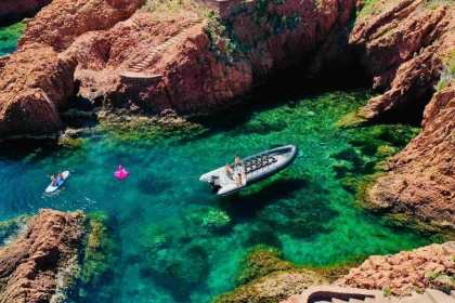 Golden Calanque Boat Tour in Saint Raphael to Discover the Estérel Coast - Expérience Côte d'Azur