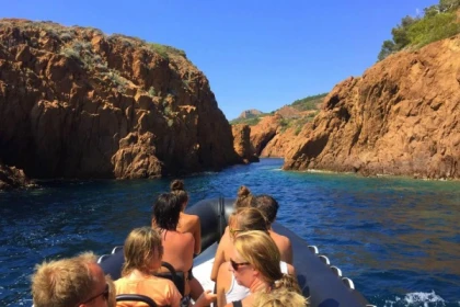 Departure from Agay : Estérel and its creeks. - Expérience Côte d'Azur
