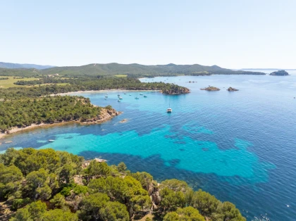 Départ Hyères | Le Brunch en Mer | Presqu'île de Giens & Porquerolles - app.name