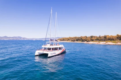 Départ Marina Baie des Anges | La Journée Signature | Iles de Lérins & Cap d'Antibes - app.name