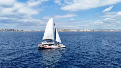 Full-Day Boat Tour of Calanques from Marseille with Buffet Lunch & Swimming Stops - Expérience Côte d'Azur