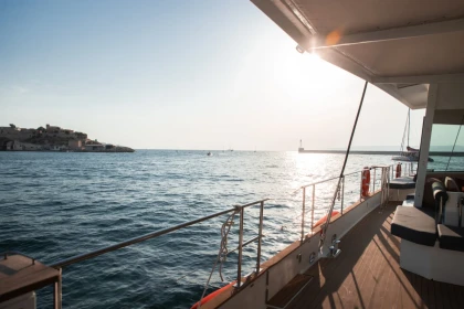 Departure Marseille | Sunset Evening & Dinner | Frioul Archipelago - Expérience Côte d'Azur