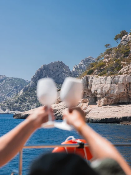 Marseille Boat Tour with Gourmet Brunch Cruise Through the Calanques - Expérience Côte d'Azur