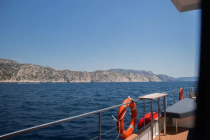 Departure Marseille | Le Brunch en Mer | Calanques de Marseille - Expérience Côte d'Azur