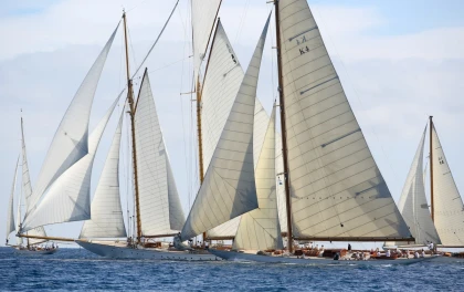 Departure Saint-Raphaël | Day with Meal | Les Voiles de Saint-Tropez - Expérience Côte d'Azur
