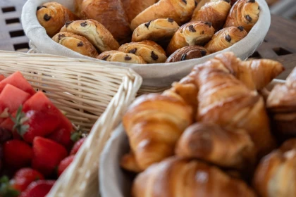 Exclusive Offer - 10% Catamaran trip from St Raphaël to the Esterel creeks - Brunch at sea - Expérience Côte d'Azur