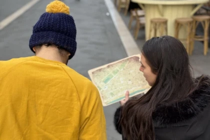 Activité ludique à Nice en famille avec jeu de piste et chasse aux indices en extérieur