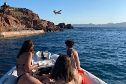 Sea outing and snorkelling - Apéro sunset 2 h - Expérience Côte d'Azur