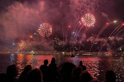 Fireworks catamaran - Expérience Côte d'Azur