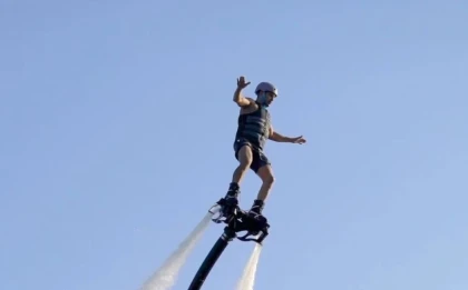 Flyboarding in Fréjus: take to the skies above the Mediterranean - Expérience Côte d'Azur
