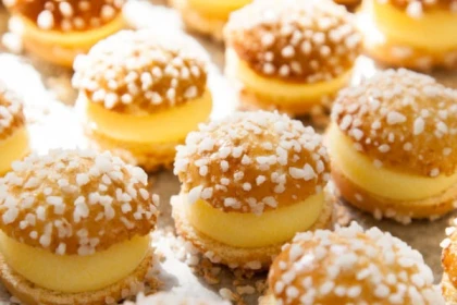 Groupe : Visite de St Tropez et pause sucrée - app.name