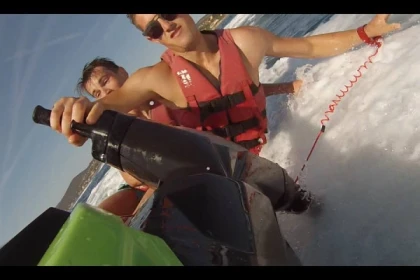 Guided jet ski tour Bay of Issambres 1h - Expérience Côte d'Azur