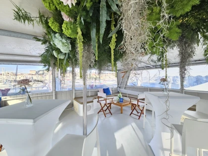 Study Day at Sea: Seminar and Meeting on Board a Catamaran - Expérience Côte d'Azur