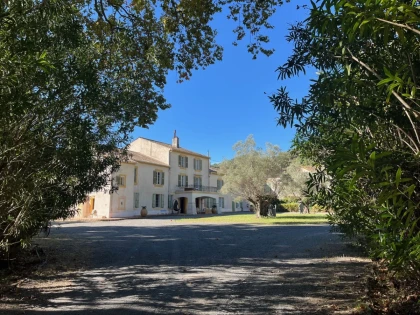 Family Day Escape and Relaxation at the Domaine du Castellas - Expérience Côte d'Azur