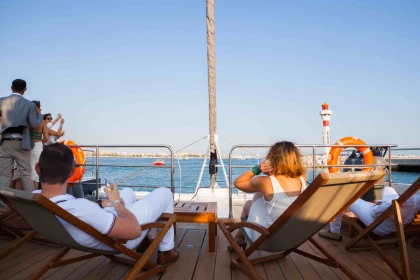Pool Party Day on a Maxi Catamaran - Expérience Côte d'Azur