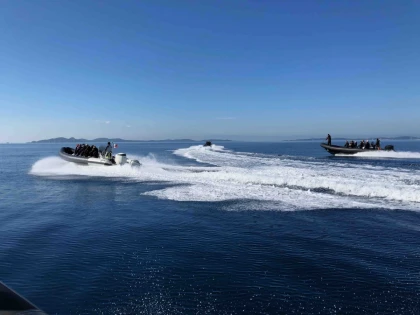 Land & Sea Day in Saint-Tropez: adventure, relaxation, and team building - Expérience Côte d'Azur