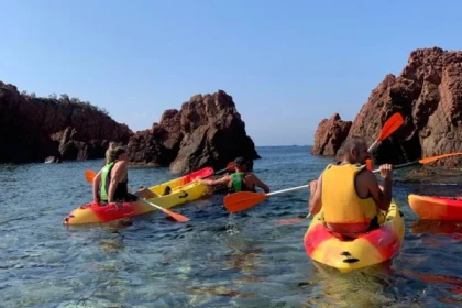 Kayak Rental - Corniche d'Or - Expérience Côte d'Azur