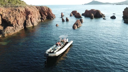 Les Calanques de l'Esterel - Departure Saint-Raphael - Semi rigid - Expérience Côte d'Azur
