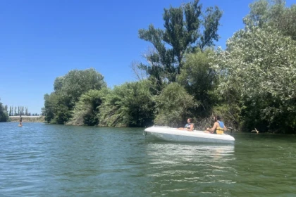 Electric boat rental without licence - Fréjus - Expérience Côte d'Azur