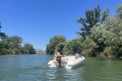 Electric boat rental without licence - Fréjus - Expérience Côte d'Azur