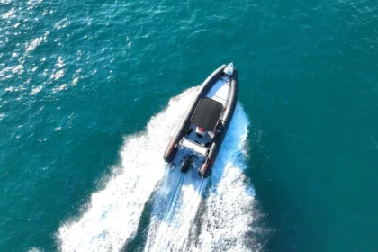 Boat rental with license in Saint Raphaël - 12 people - Expérience Côte d'Azur