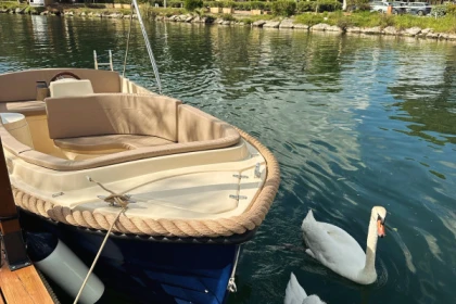 Location bateau sans permis sur la rivière de la Siagne - app.name