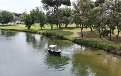 Boat rental without a license on the Siagne River - Expérience Côte d'Azur