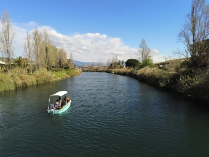 Boat rental without a license on the Siagne River - Expérience Côte d'Azur