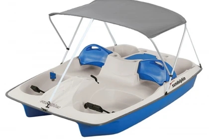 Pedal boat rental on lake - Expérience Côte d'Azur