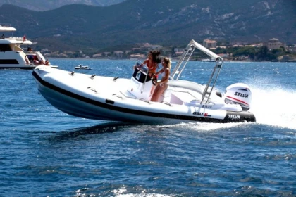 Boat rental with license - Semi-rigid - 10 pers. - Expérience Côte d'Azur