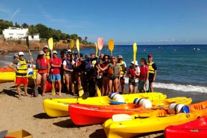 Sea kayak rental along the Esterel coast - Expérience Côte d'Azur