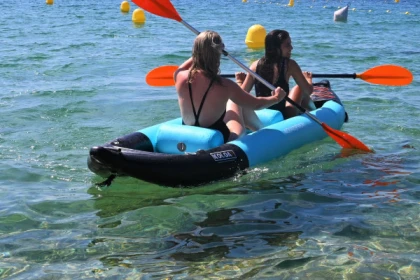 Kayak rental on lake - Expérience Côte d'Azur
