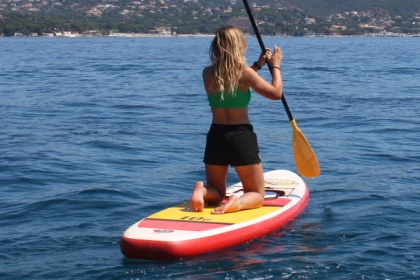 Stand up paddle with transparent window rental - Expérience Côte d'Azur