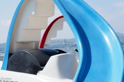  Pedal boat rental - Expérience Côte d'Azur