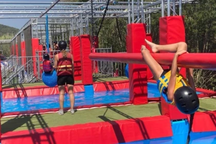 Extreme Pack in Puget-sur-Argens: group offer Paintball, Fun Games and Ninja Warrior - Expérience Côte d'Azur