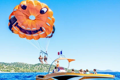 Parasailing in Sainte-Maxime (2 to 5 people) - Expérience Côte d'Azur